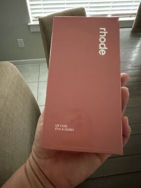 RHODE Phone/Lip case in Toast